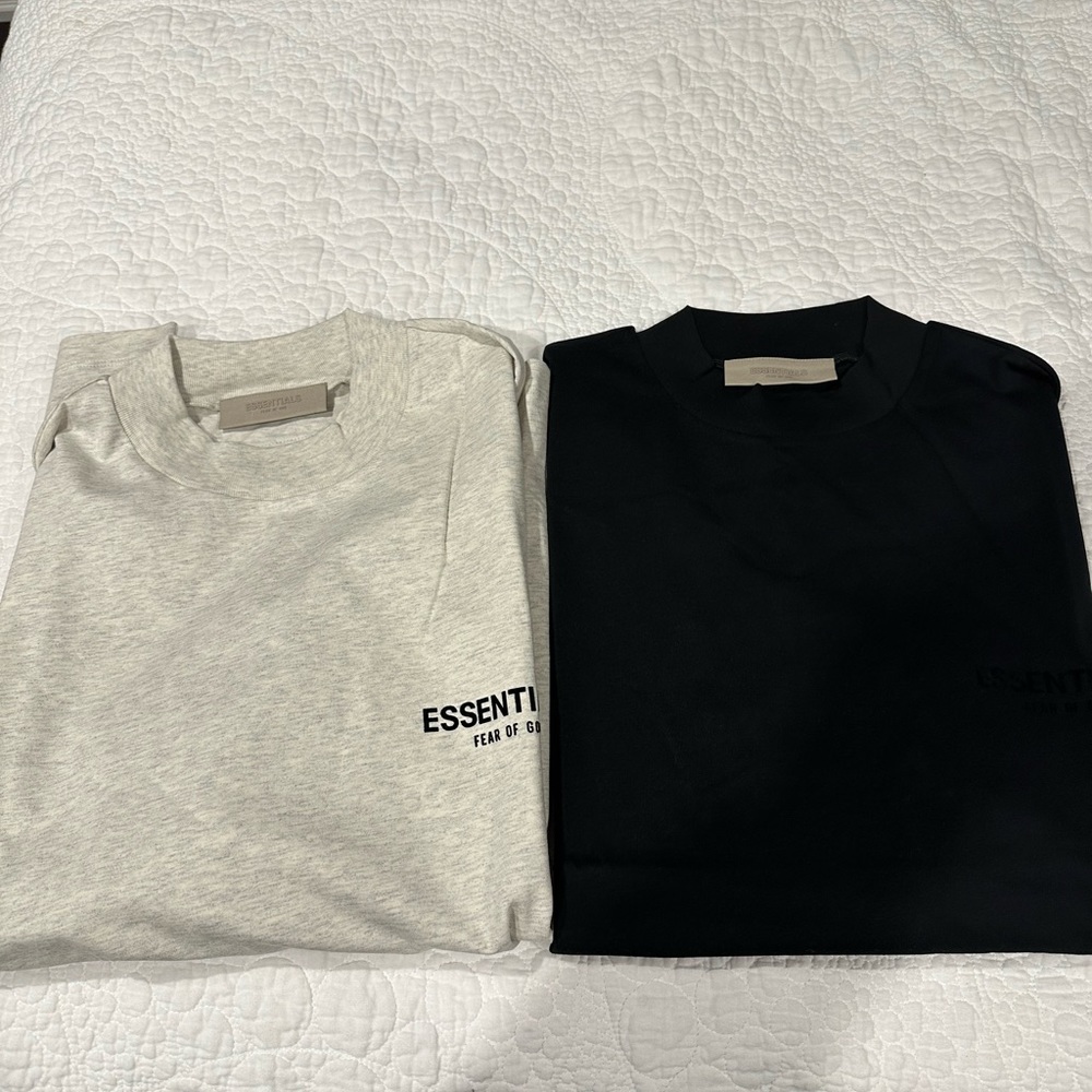 ESSENTIALS T-shirt